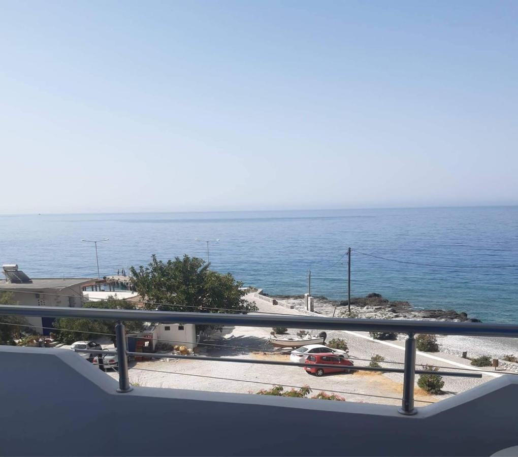 Tarra Hotel Agia Roumeli Exterior photo